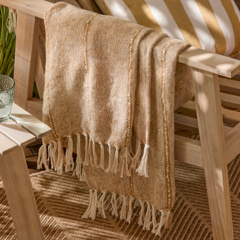 Throws + Bedspreads